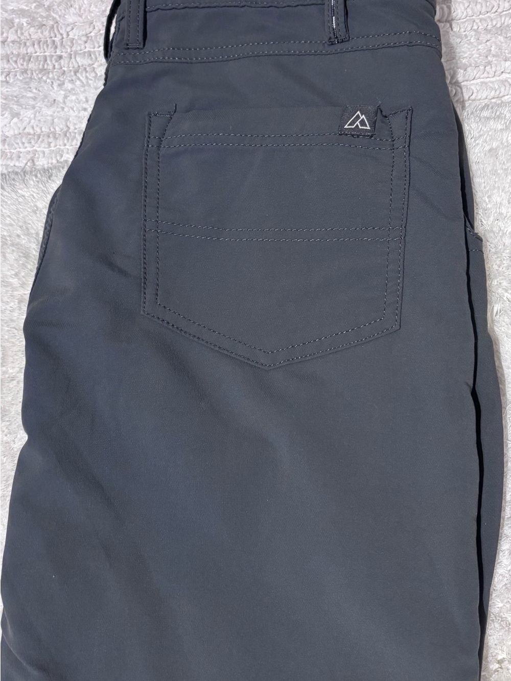 Men's Dark Gray Performance Pants. Super soft and comfy! 32 waist, 30 inseam